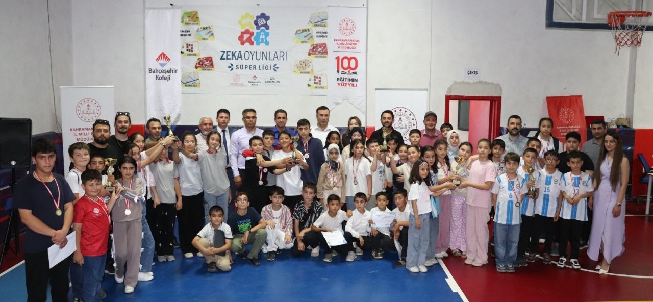 CAHİT ZARİFOĞLU AKIL VE ZEKÂ OYUNLARI İL LİGİ FİNALİ TAMAMLANDI