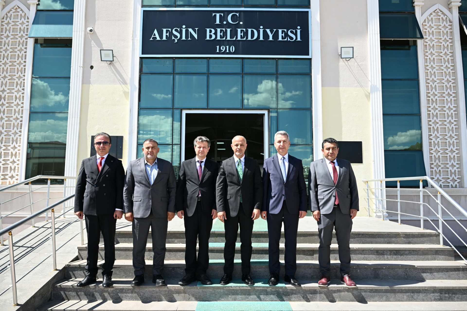 KSÜ Rektörü Okumuş’tan Afşin Belediye Başkanı Kıraç’a Ziyaret