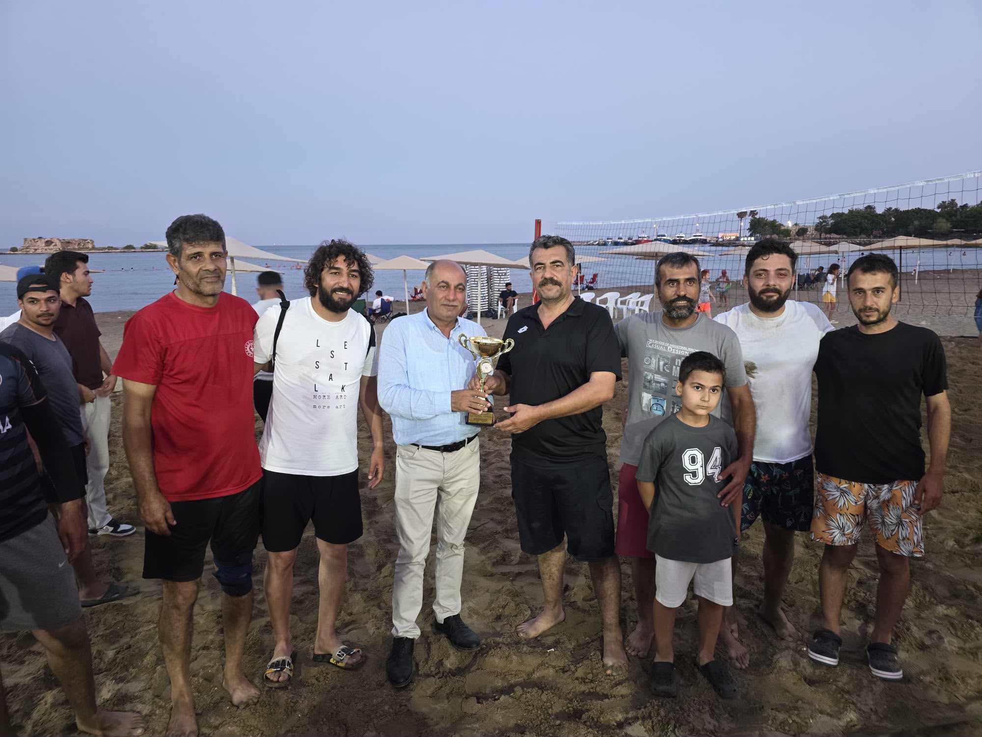 Yumurtalık’ta spor ve dostluk zaferi…