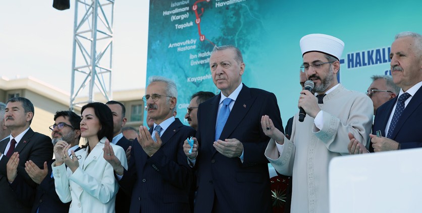 “İstanbul'u hak ettiği yatırımlarla buluşturmaya devam edeceğiz”