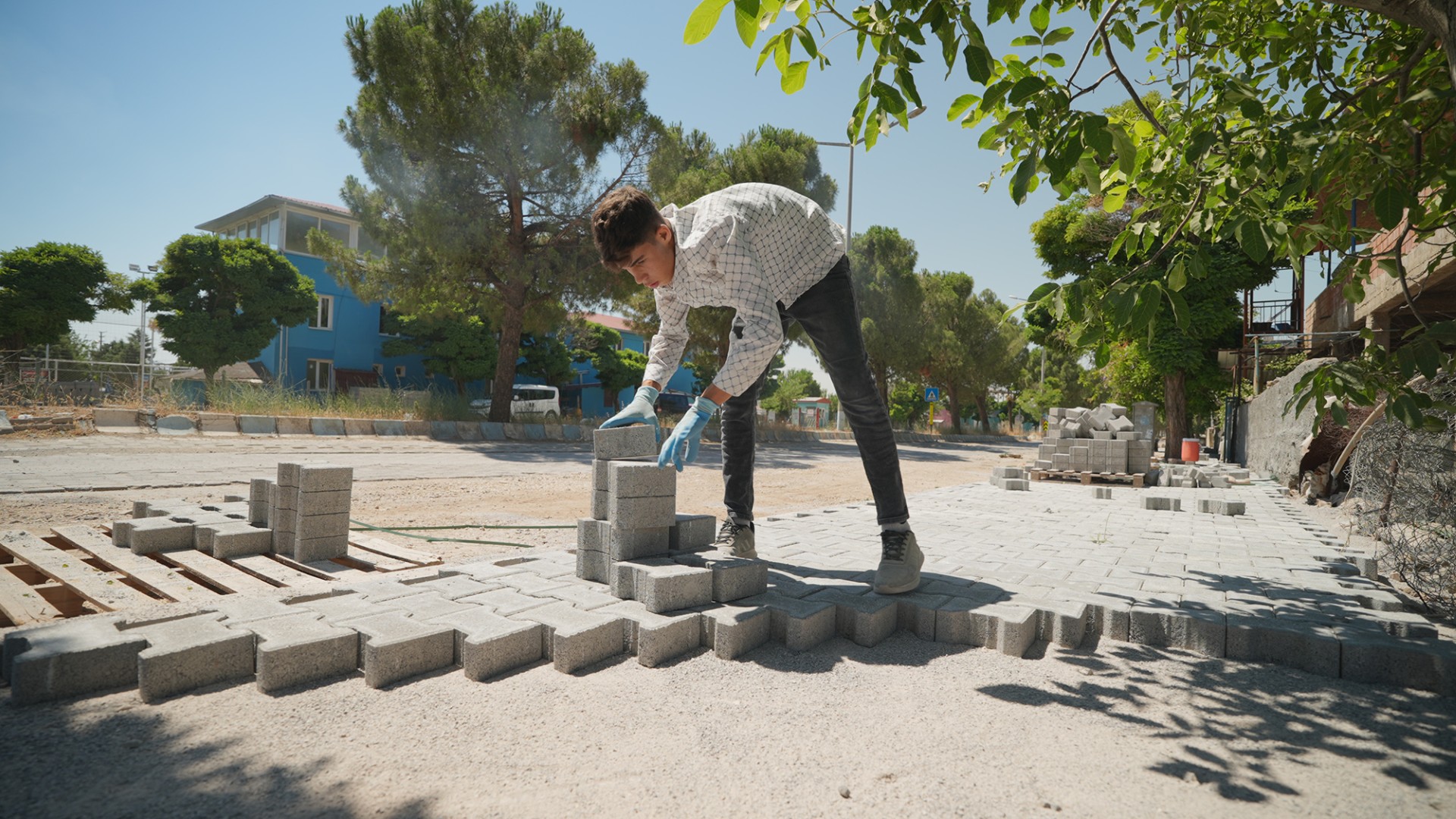 Beyoğlu Sokaklarına Kilit Parke