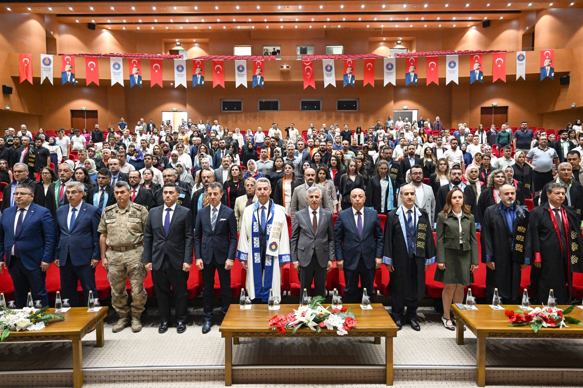 KSÜ 2025-2026 Akademik Yılı Mezunlarını Coşkulu Törenle Uğurladı
