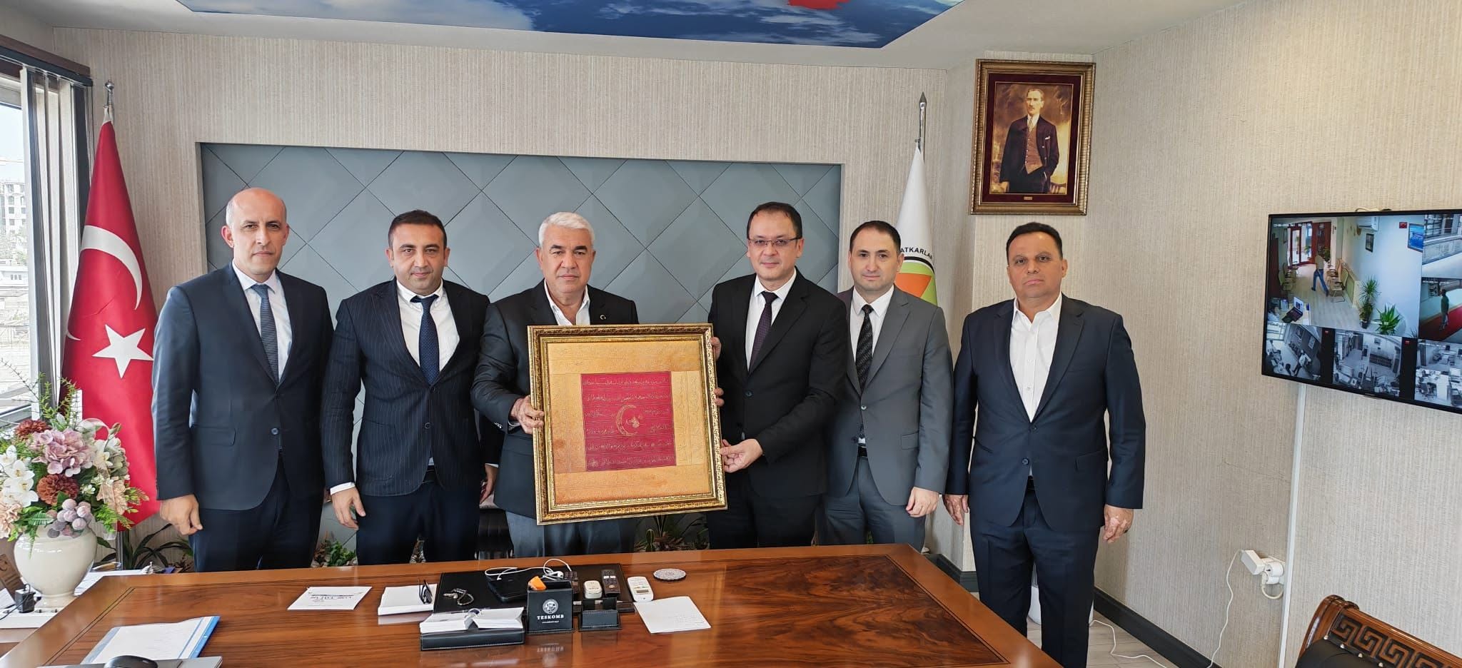 VakıfBank Şube Müdürlerinden KMESOB Başkanı Ahmet Kuybu’ya Hayırlı Olsun Ziyareti
