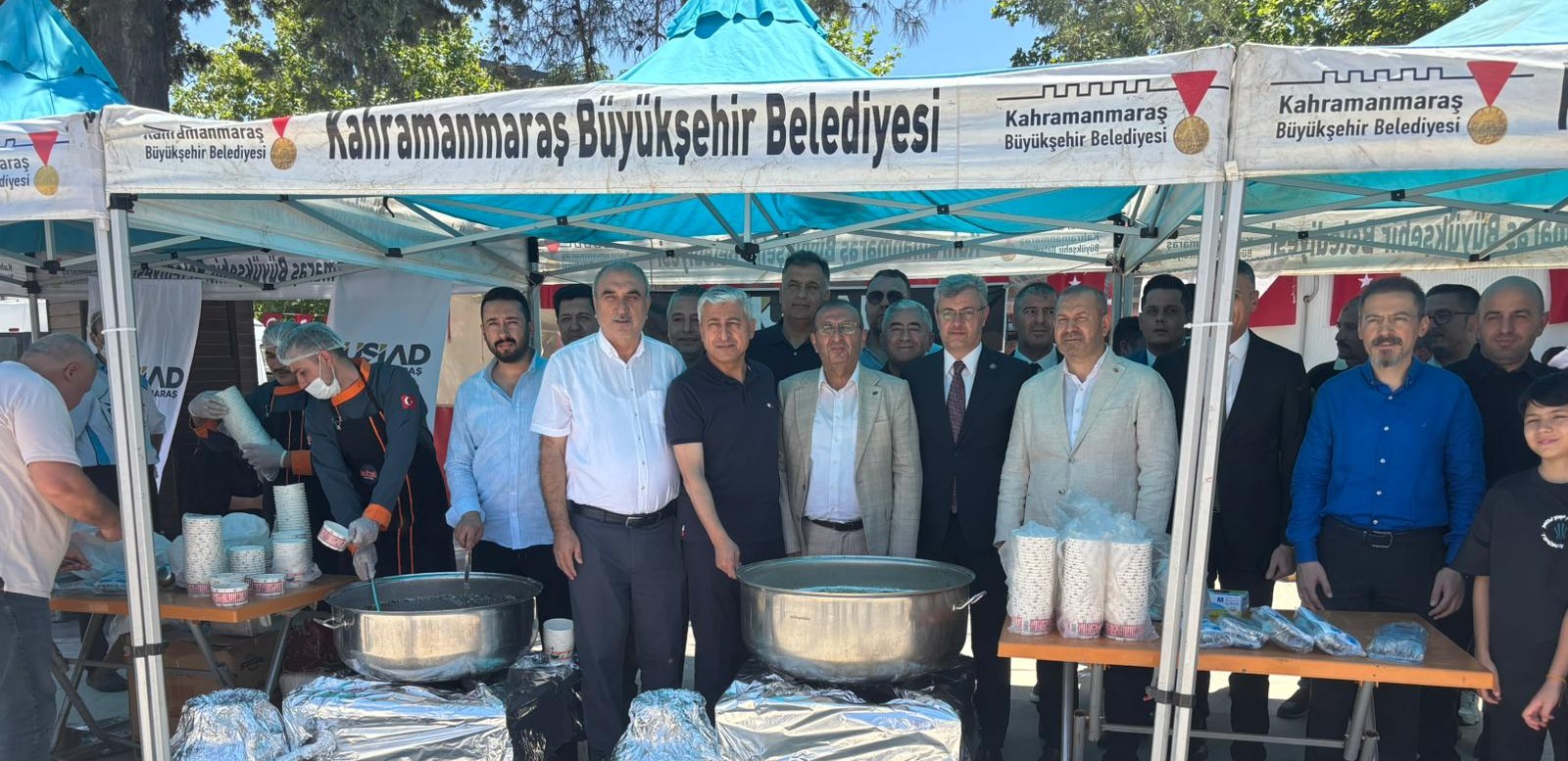 İlk Aşure MÜSİAD'dan