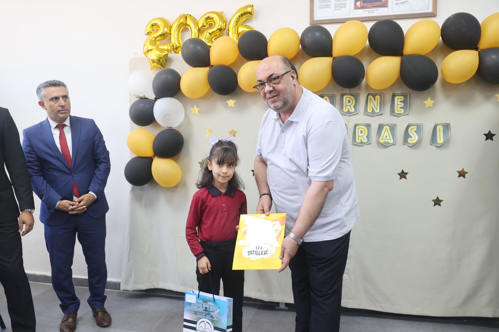 BAŞKAN MEHMET AKPINAR’DAN ÖĞRENCİLERE KARNE MESAJI