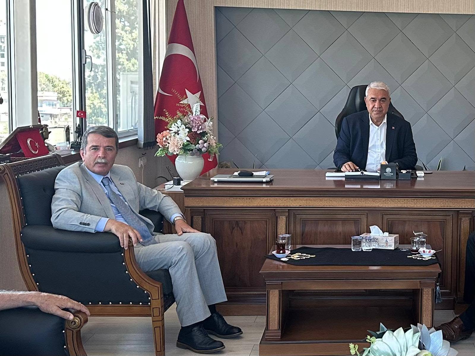 Başkan Osman Okumuş'tan KMESOB Başkanı Ahmet Kuybu'ya Hayırlı Olsun Ziyareti