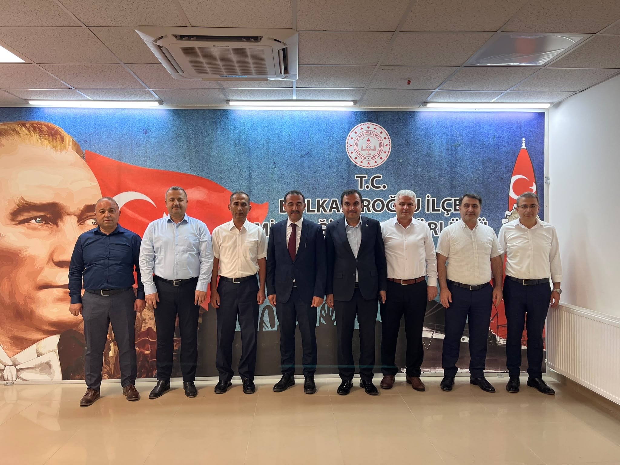 Eğitim Bir-Sen Yönetiminden İlçe Milli Eğitim Müdürü Ahmet Akküncü'ye Hayırlı Olsun Ziyareti