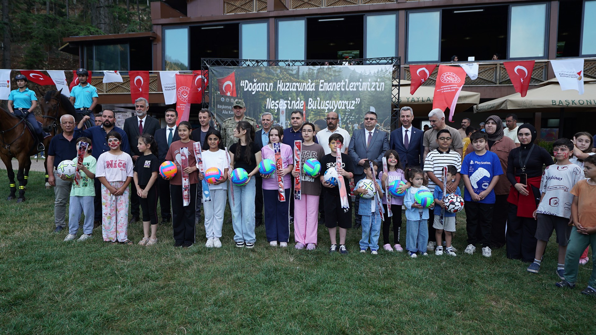 Oyunlar ve Yarışmalarla Dolu Bir Gün