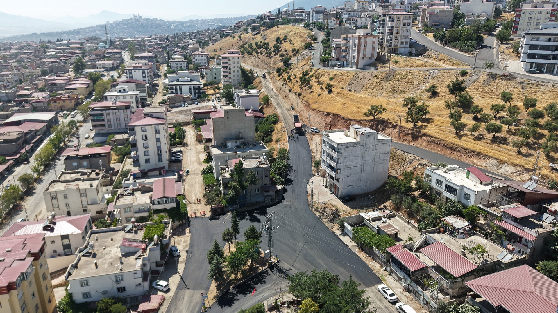 Dulkadiroğlu Asfalt Çalışmasına Devam