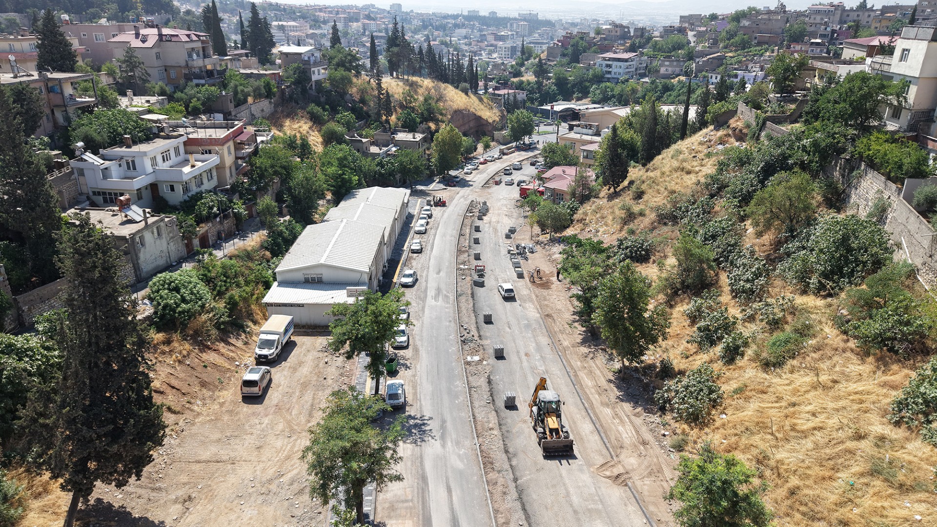 Dönüşüm Yürüyüş Yolu İmalatıyla Sürüyor