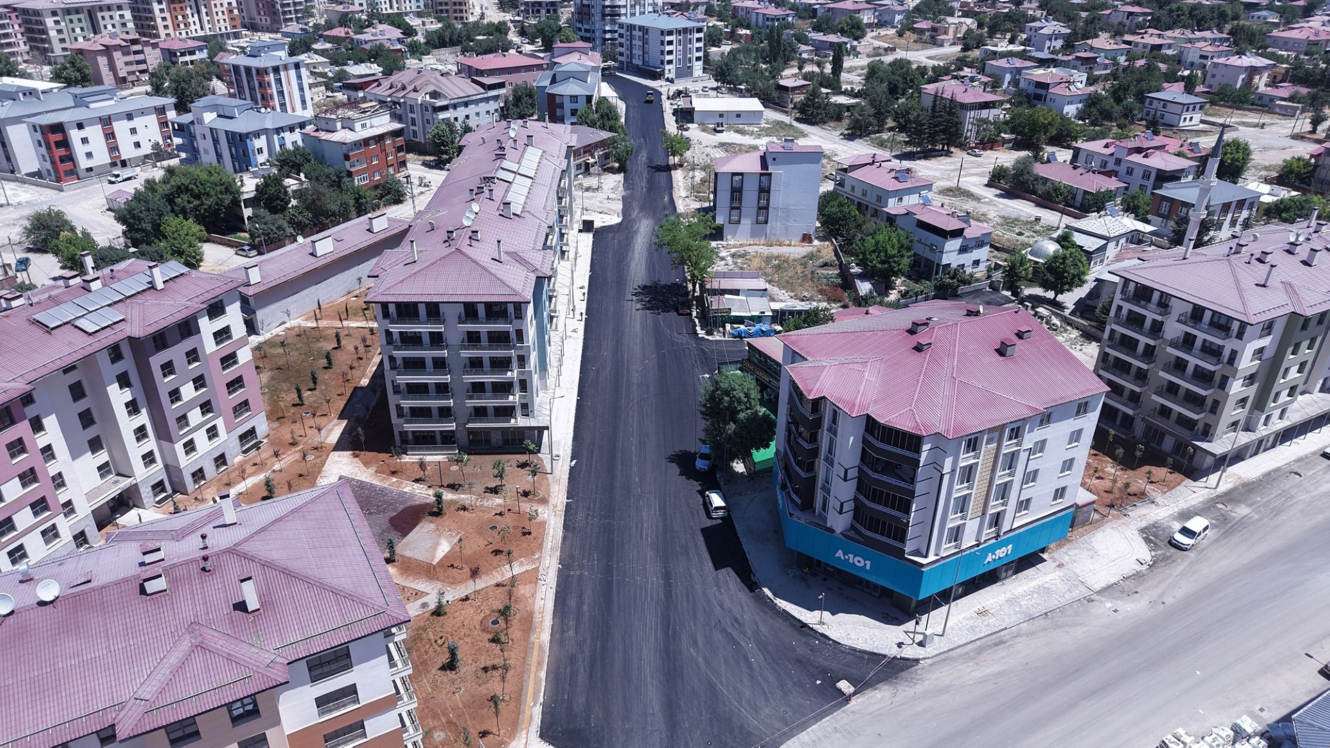 Elbistan Kümbet Caddesi Asfaltlandı