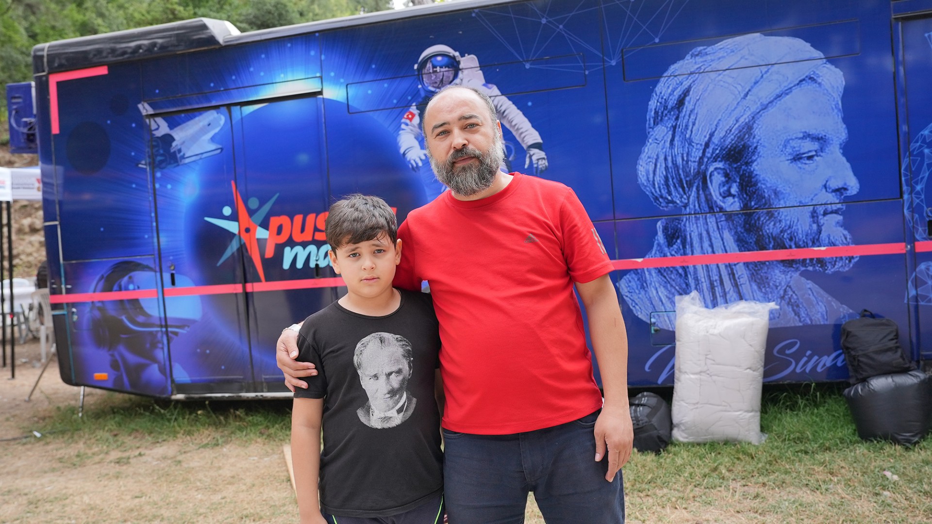 Baba ve Oğullara Doğayla İç İçe Unutulmaz Kamp Deneyimi