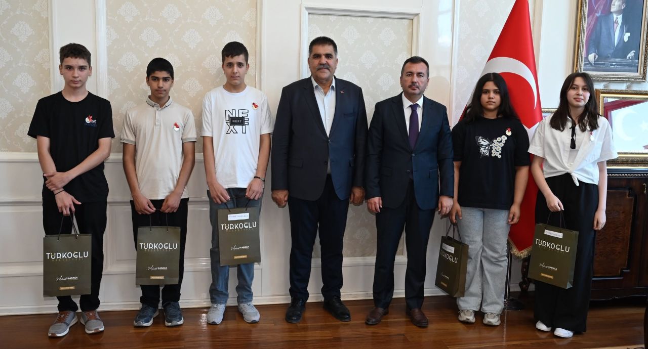 Türkoğlu'nun Altın Çocukları Ödüllendirildi