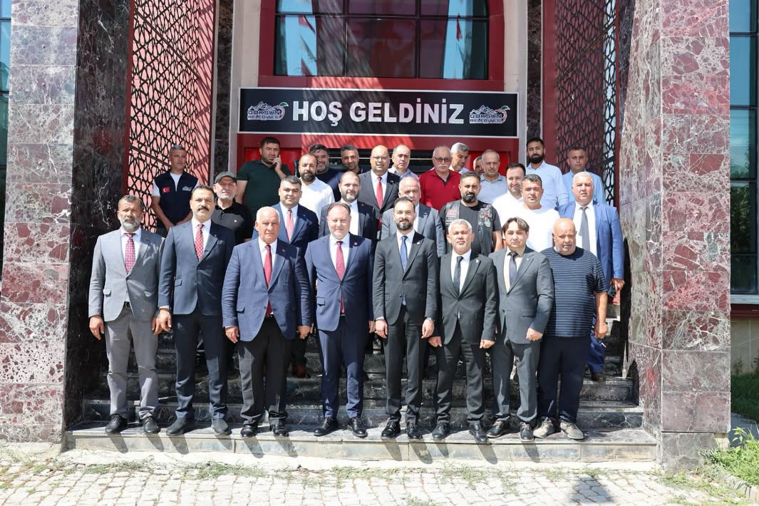 Kıbrıs’tan Göksun Çıkarması: Öztürkler’den Başkan Selim Cüce’ye Ziyaret