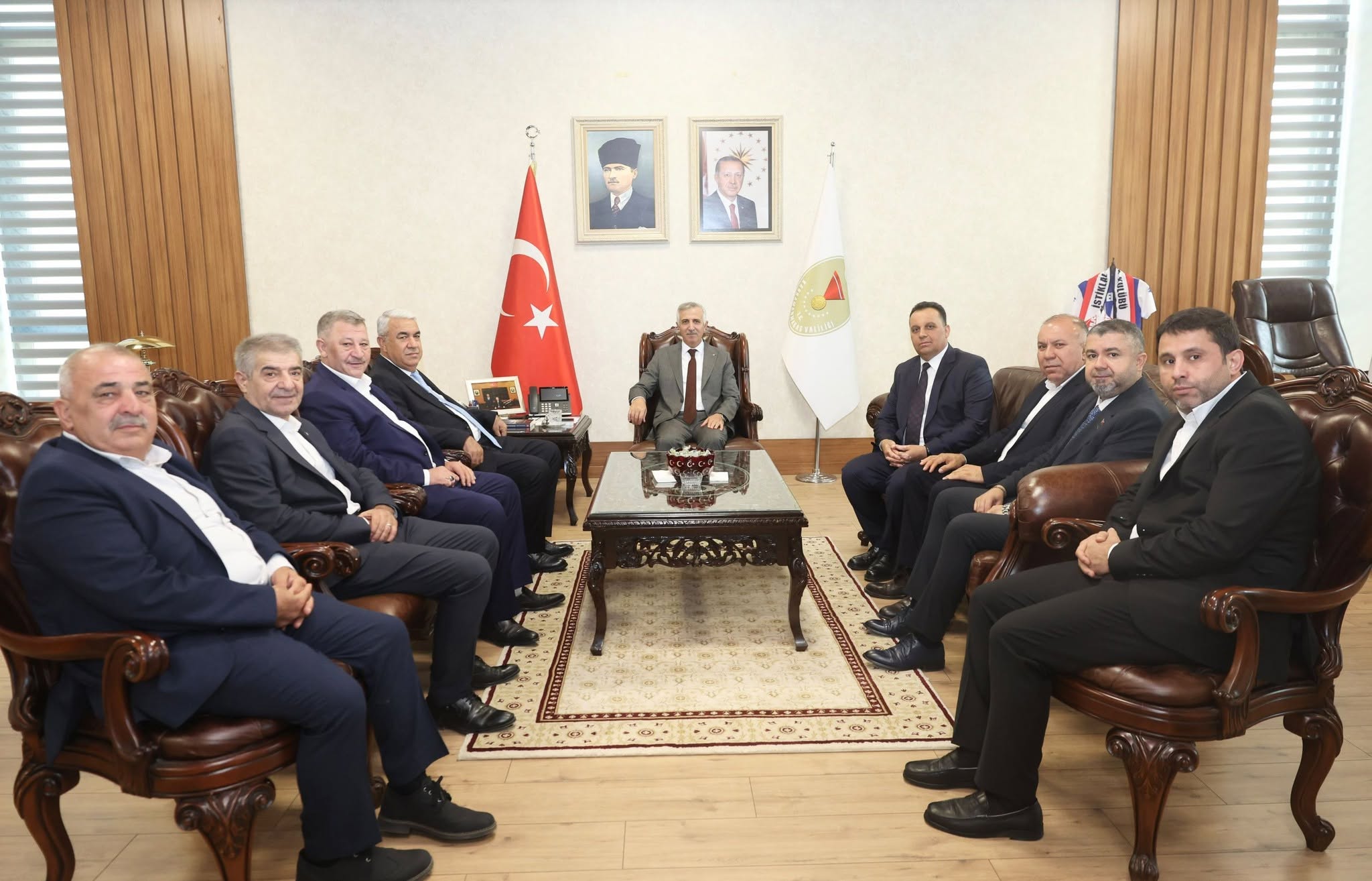 KMESOB Yönetiminden Vali Ünlüer’e Ziyaret