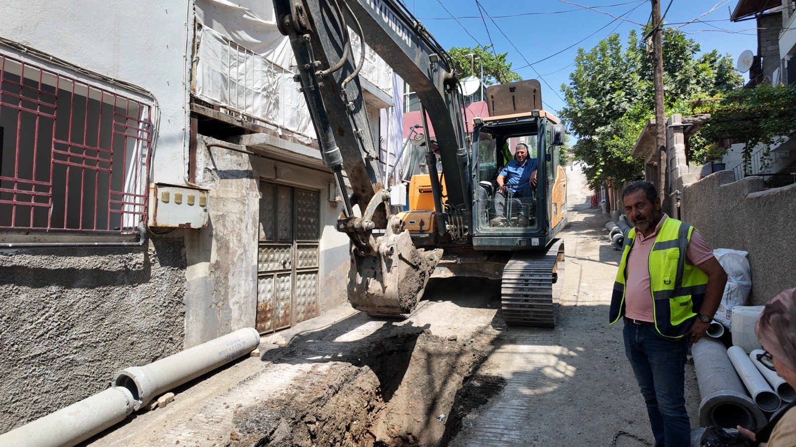 Barbaros Mahallesi’nde Kanalizasyon Altyapısı Güçleniyor