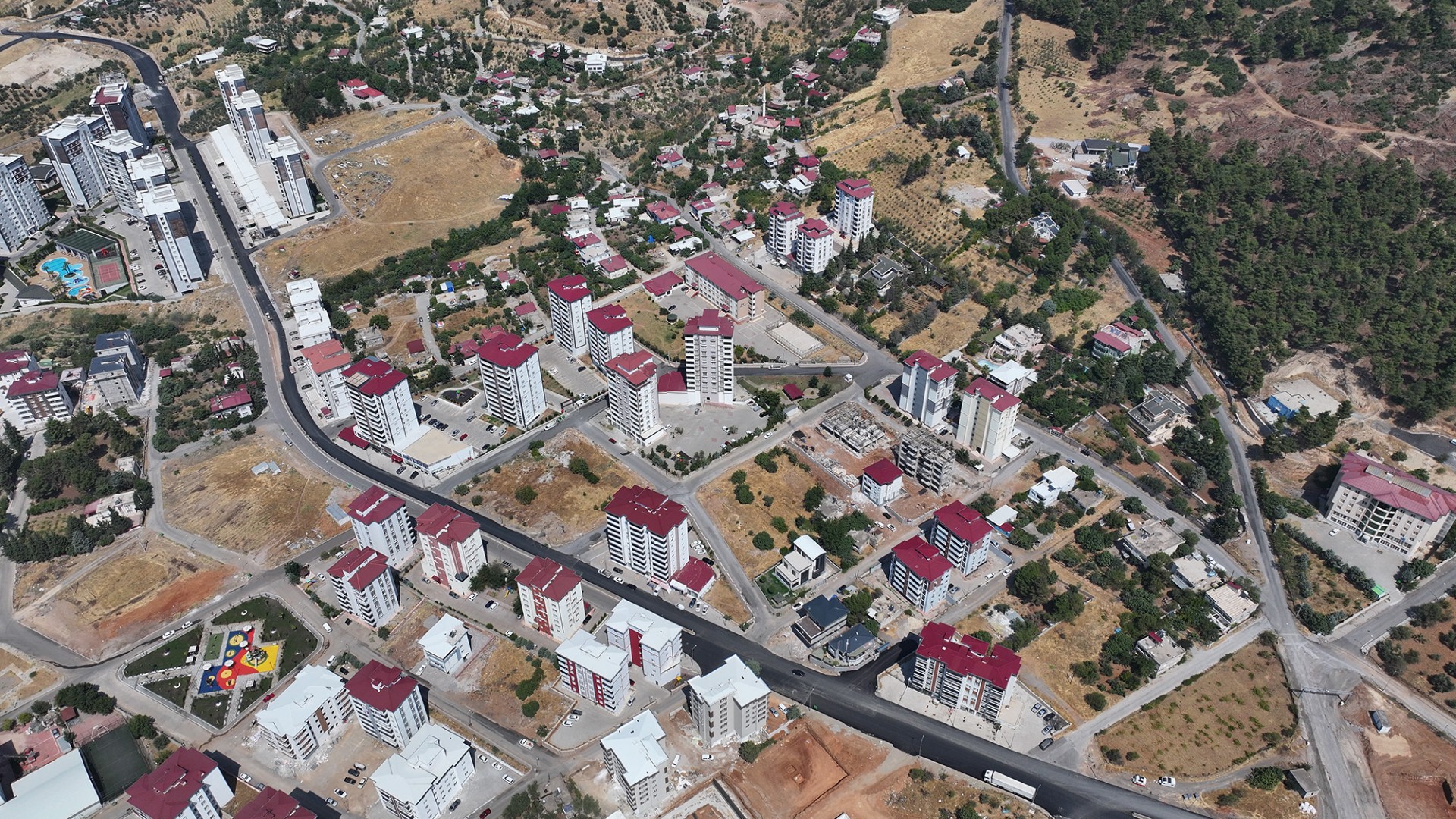 Depremin İzleri Siliniyor