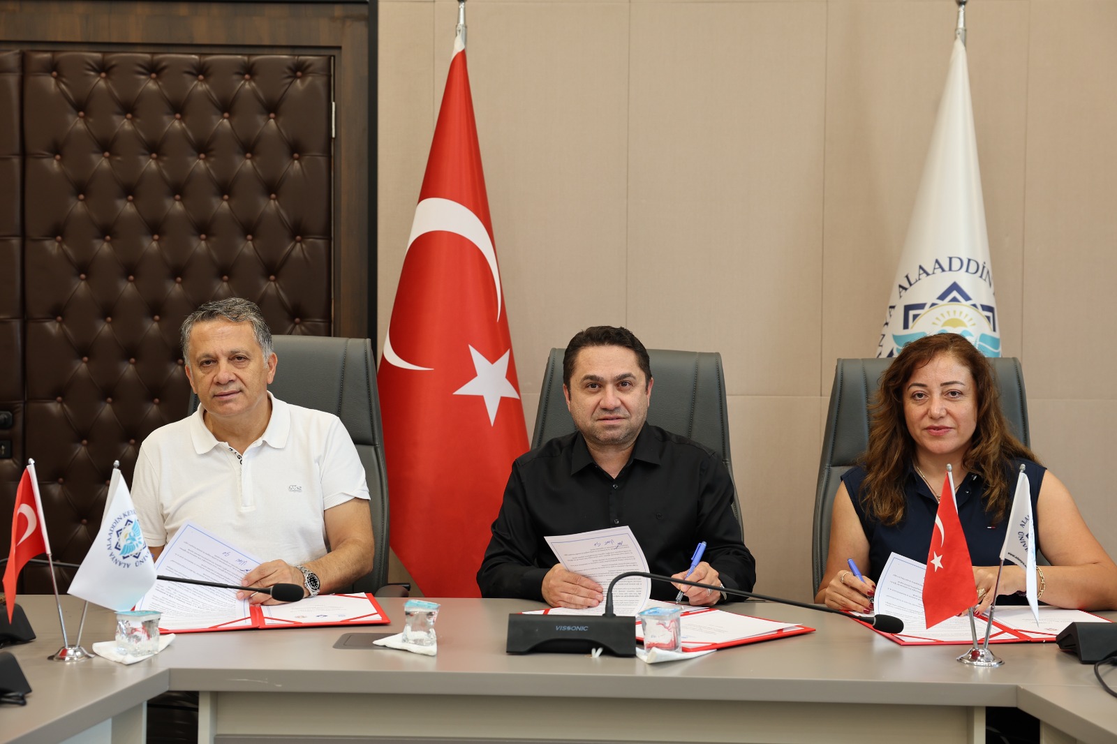 ALKÜ, HEGEM VAKFI VE KGK’DAN ŞİDDETLE MÜCADELEDE GÜÇ BİRLİĞİ
