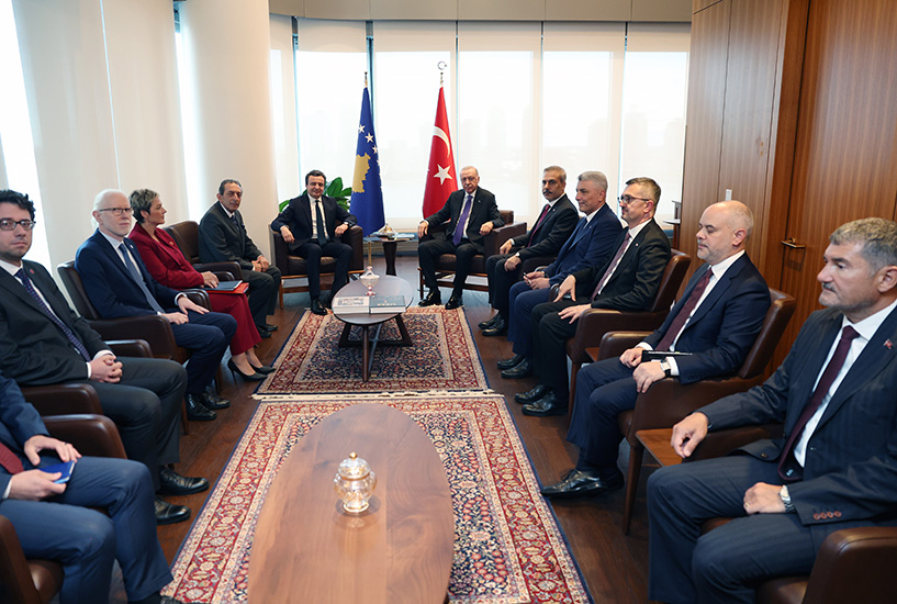 ERDOĞAN, KOSOVA BAŞBAKANI KURTİ İLE NEW YORK’TA GÖRÜŞTÜ