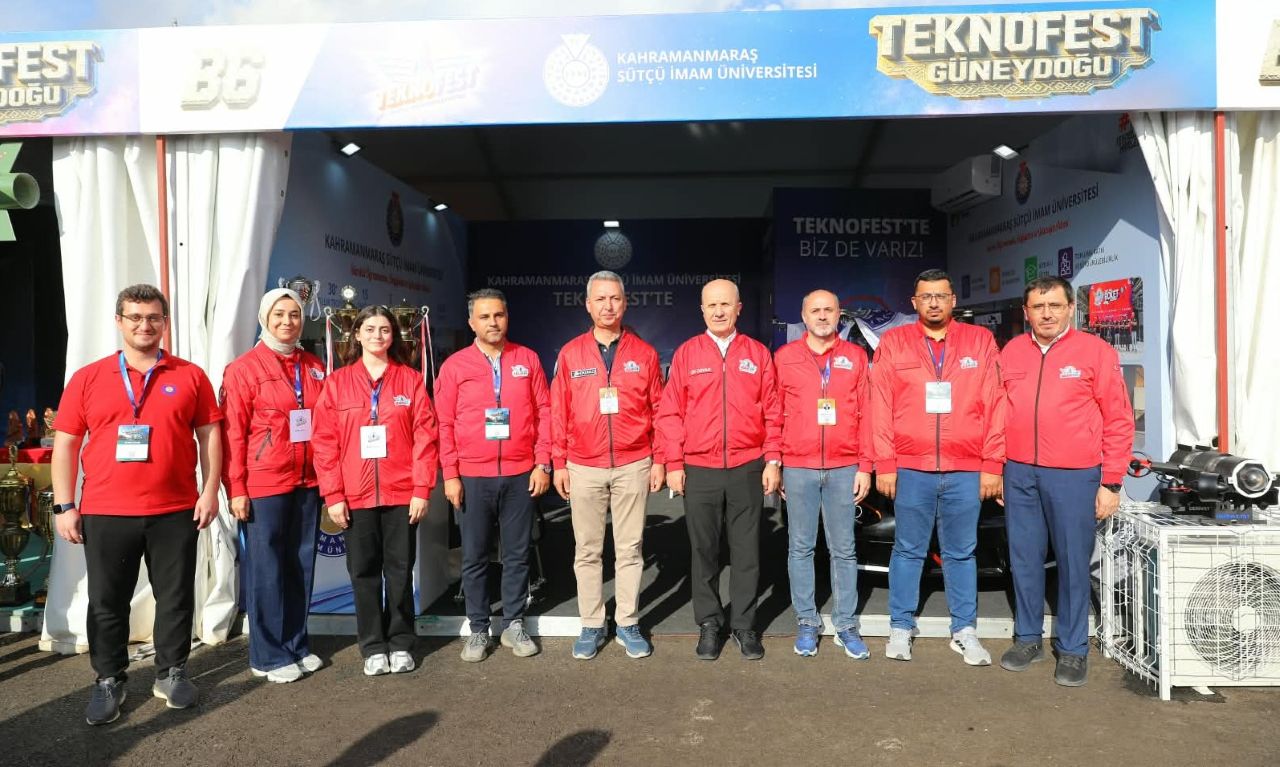 YÖK Başkanı Özvar’dan KSÜ Standına Ziyaret