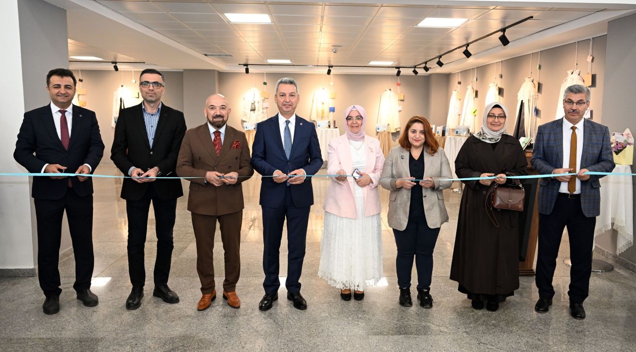 KSÜ’DE “ZARFI AÇILMAMIŞ MEKTUPLARDA ANNEMİN DUASI” SERGİSİ AÇILDI