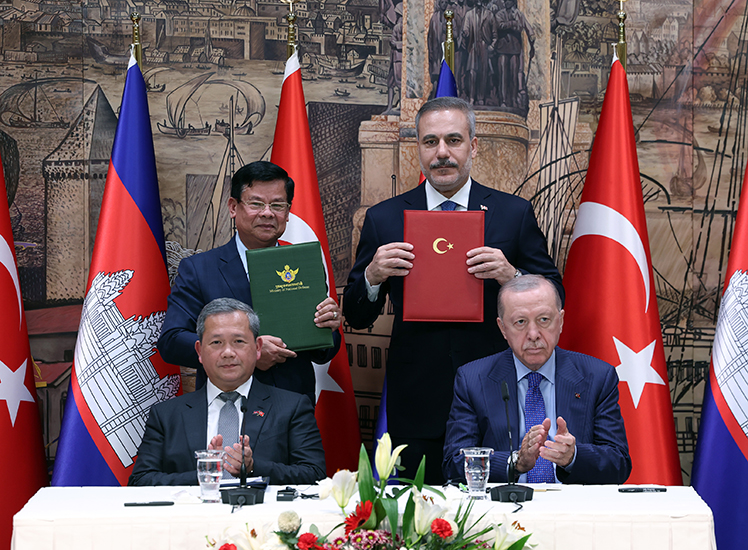Erdoğan, Kamboçya Başbakanı Manet ile