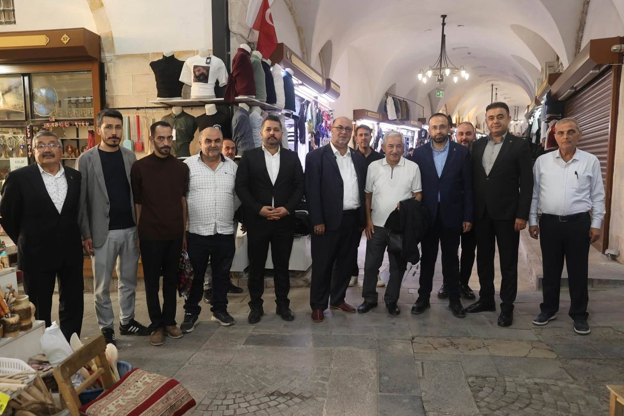 AK PARTİLİ BAŞKAN AKPINAR’DAN ESNAF ZİYARETİ