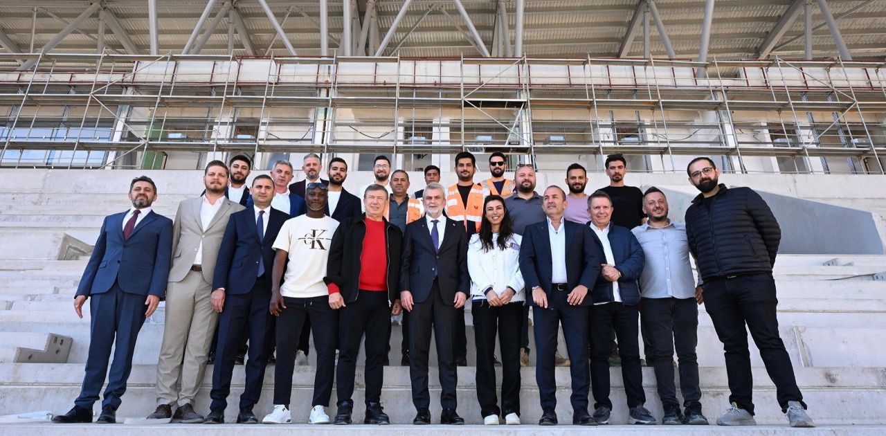 Kahramanmaraş Stadyumu’na Türk Futbolunun Efsanelerinden Tam Not