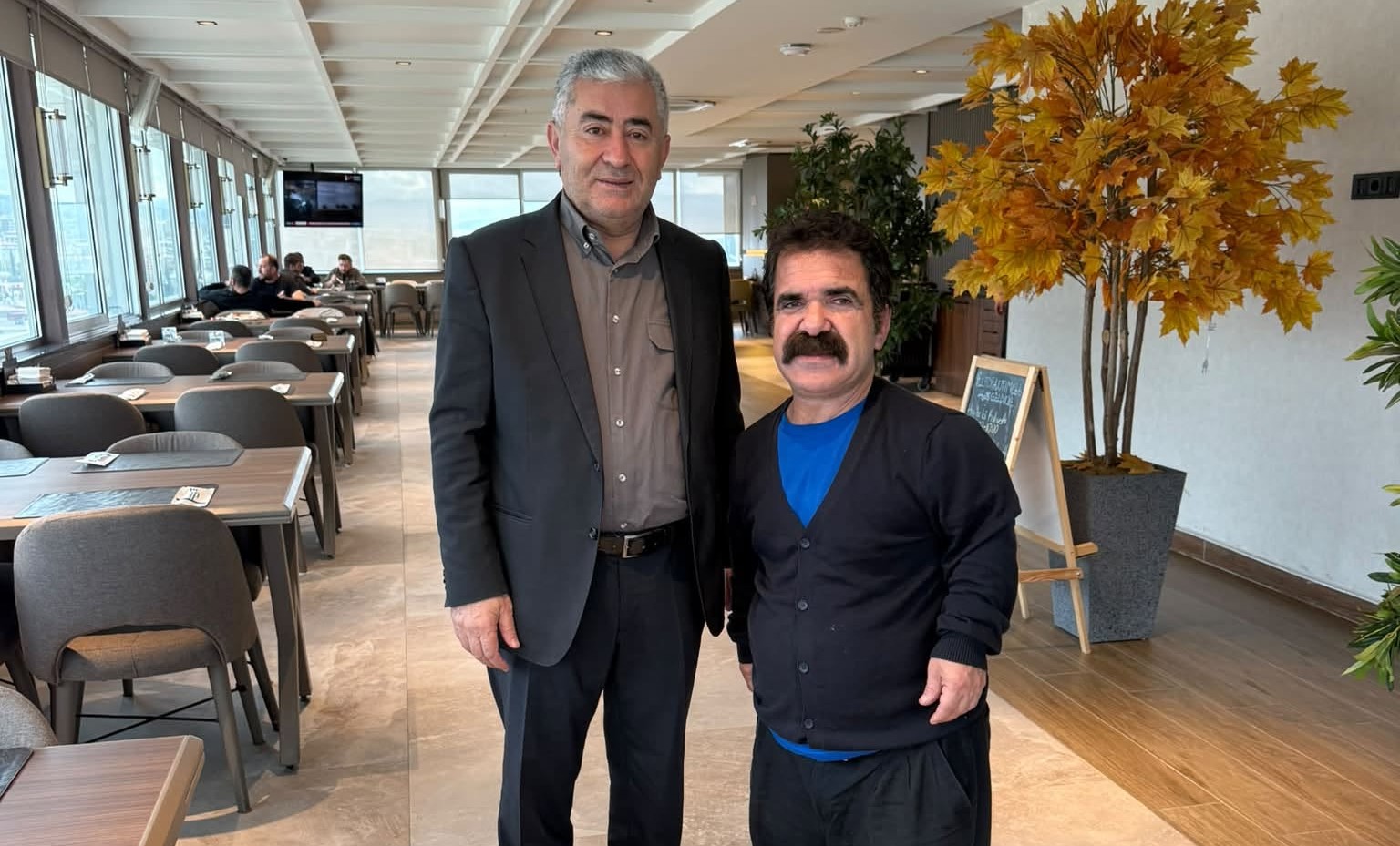 ÇAYCI HÜSEYİN, CONTİNENT HOTEL’İN MİSAFİRİ OLDU!