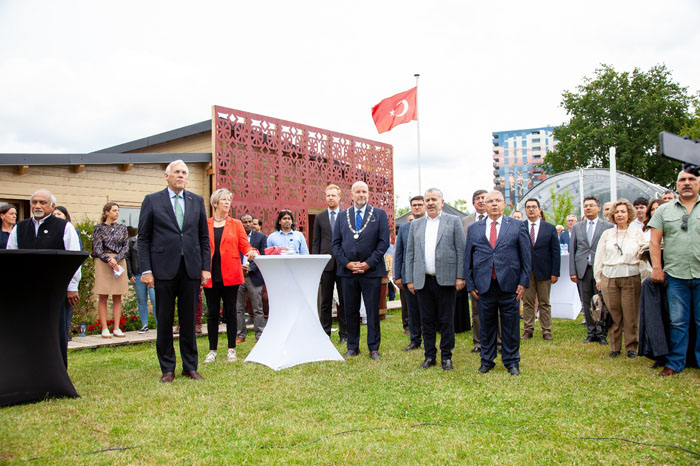 Başkan Mahçiçek; Ay yıldızlı bahçemizle Hollanda’da varız !