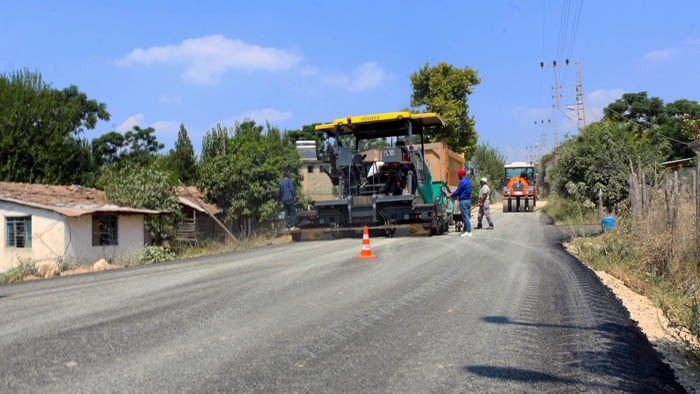 Erenler Grup Yolu’nda Asfalt