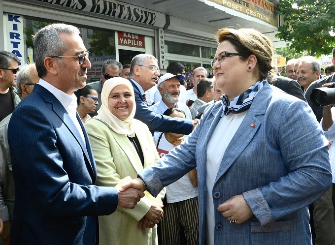 BAKAN YANIK: “TÜRKİYE’DE SOSYAL HİZMET ANLAYIŞINI DEĞİŞTİRDİK”