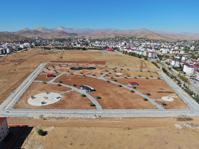 Başkan Güngör’den Afşin’e Yeni Meydan Müjdesi