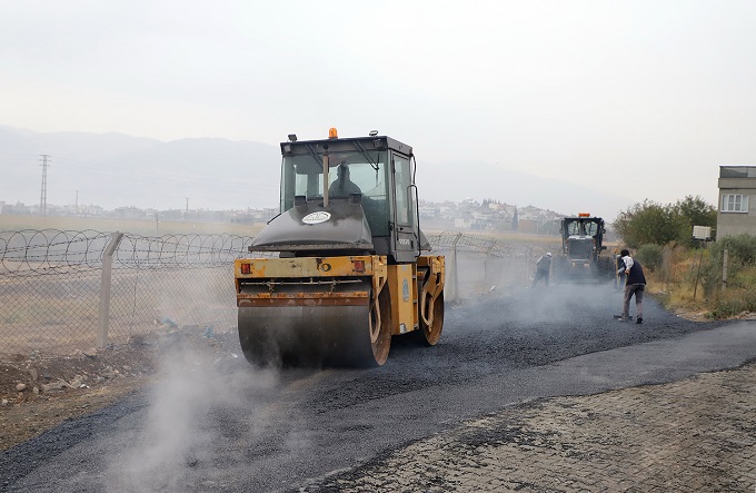 DULKADİROĞLU’NDAN OSMANBEY’DE ASFALT ÇALIŞMASI