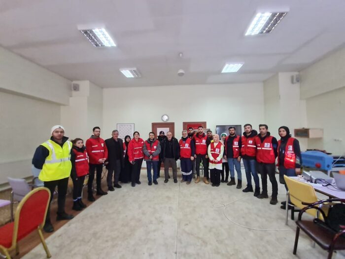 Afşin Belediyesi Depremin Yaralarını Sarmaya Devam Ediyor