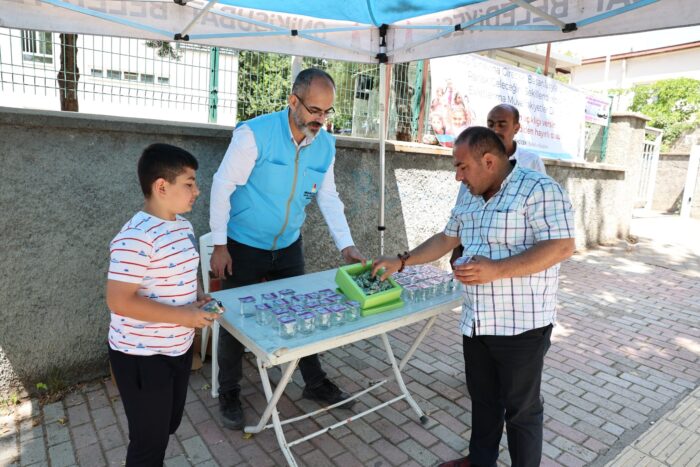 Onikişubat Belediyesi, öğrencilerin ve ailelerinin sınav heyecanına ortak oldu