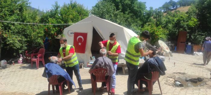 Deprem Zedeye Bayramlık Tıraş