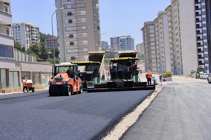 Güngör : 200 km. Asfalt yapacağı