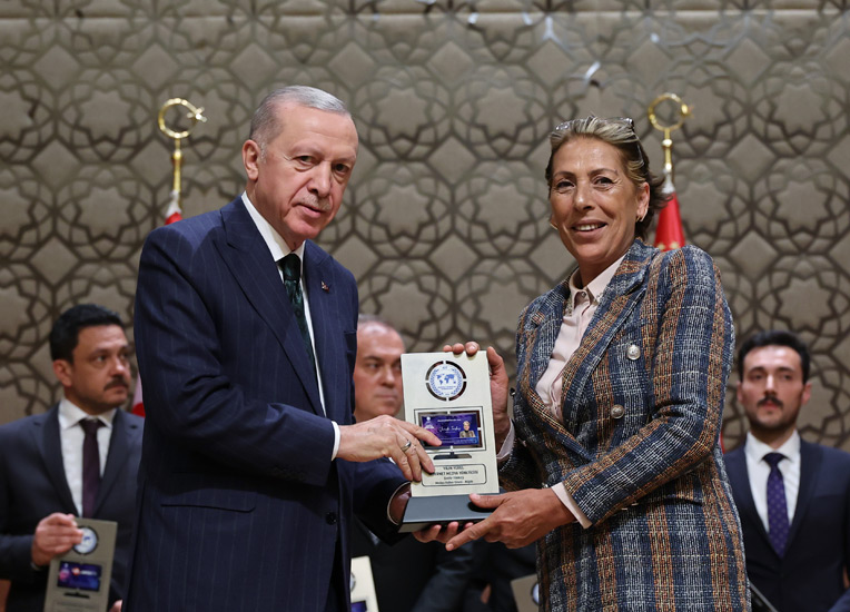 8. Anadolu Medya Ödülleri Sahiplerini Buldu