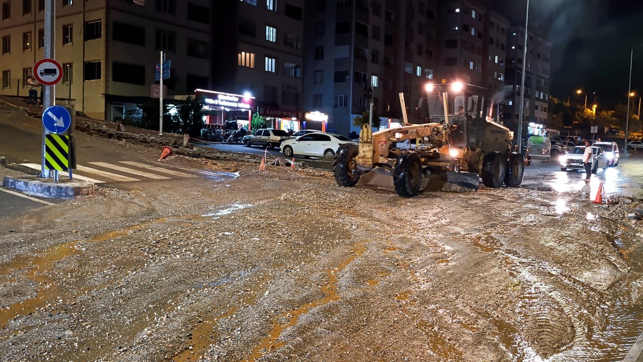 Sağanak Kahramanmaraş Korkuttu !