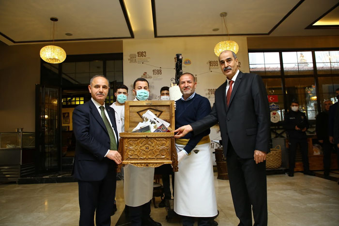 Dövme Dondurma Kesti !