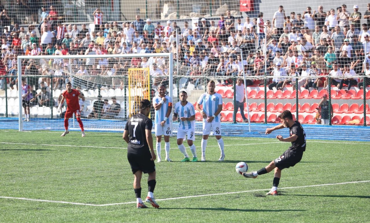 Kahramanmaraşspor boynu bükük 2-0 yenildi.