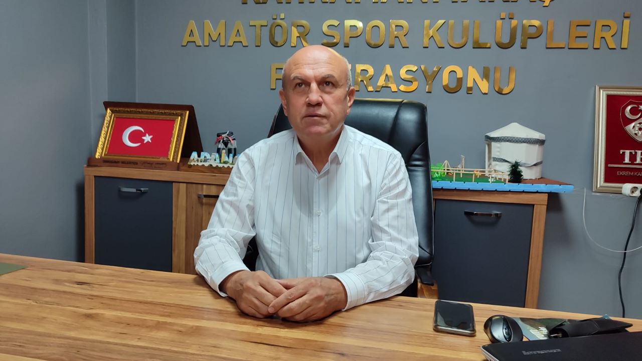 Acil Futbol Sahaları, Spor Salonları İstiyoruz !