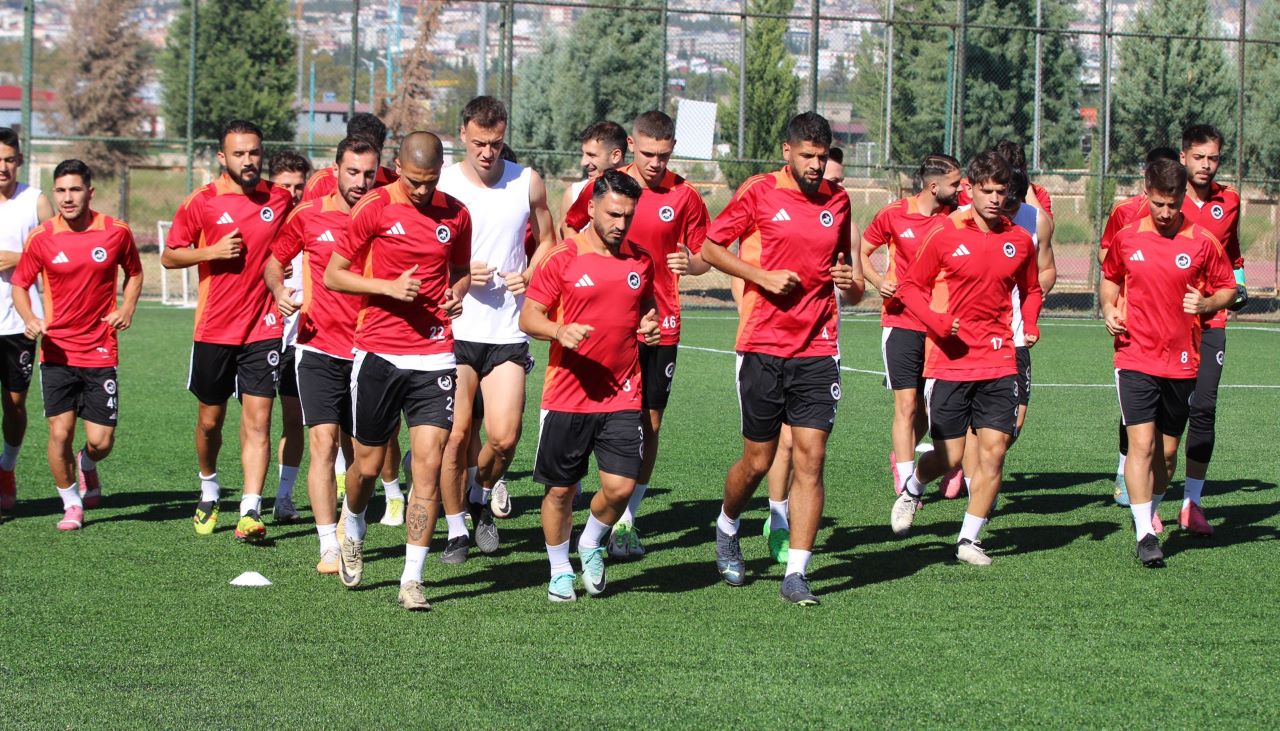 İstiklalspor Akçaabat Hazırlanıyor !.