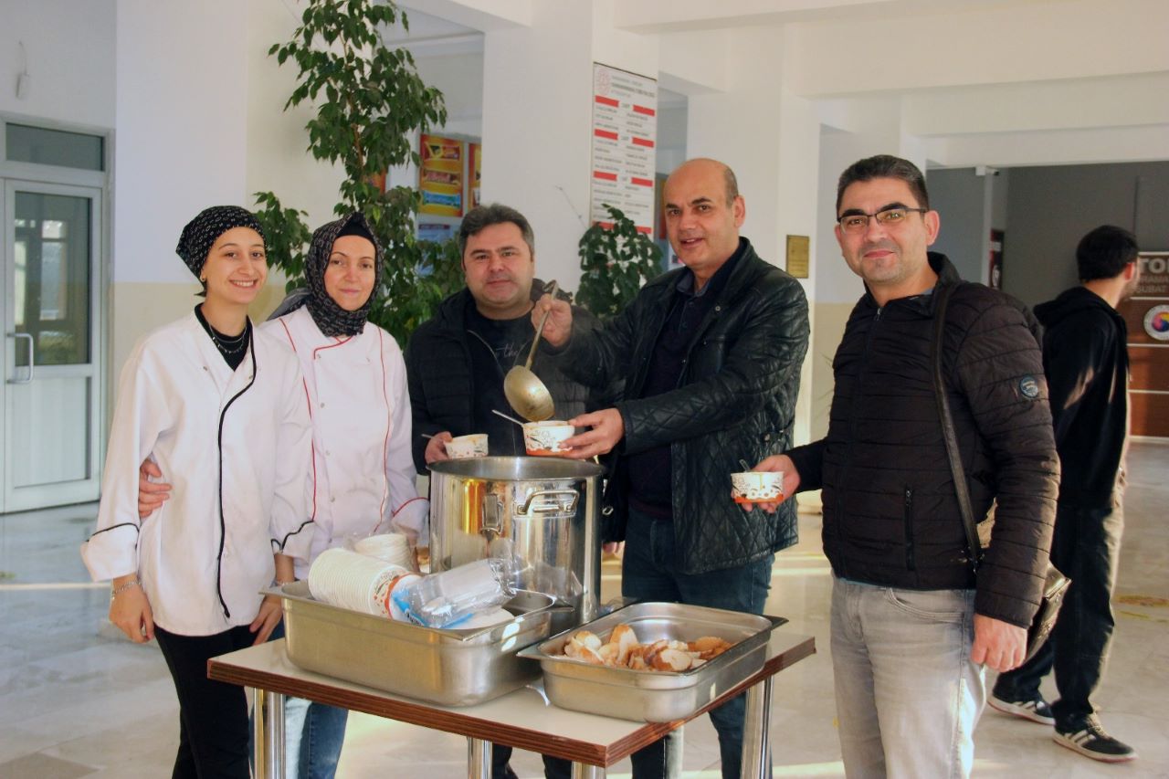 TOBB Fen Lisesinden Çorba İkram !