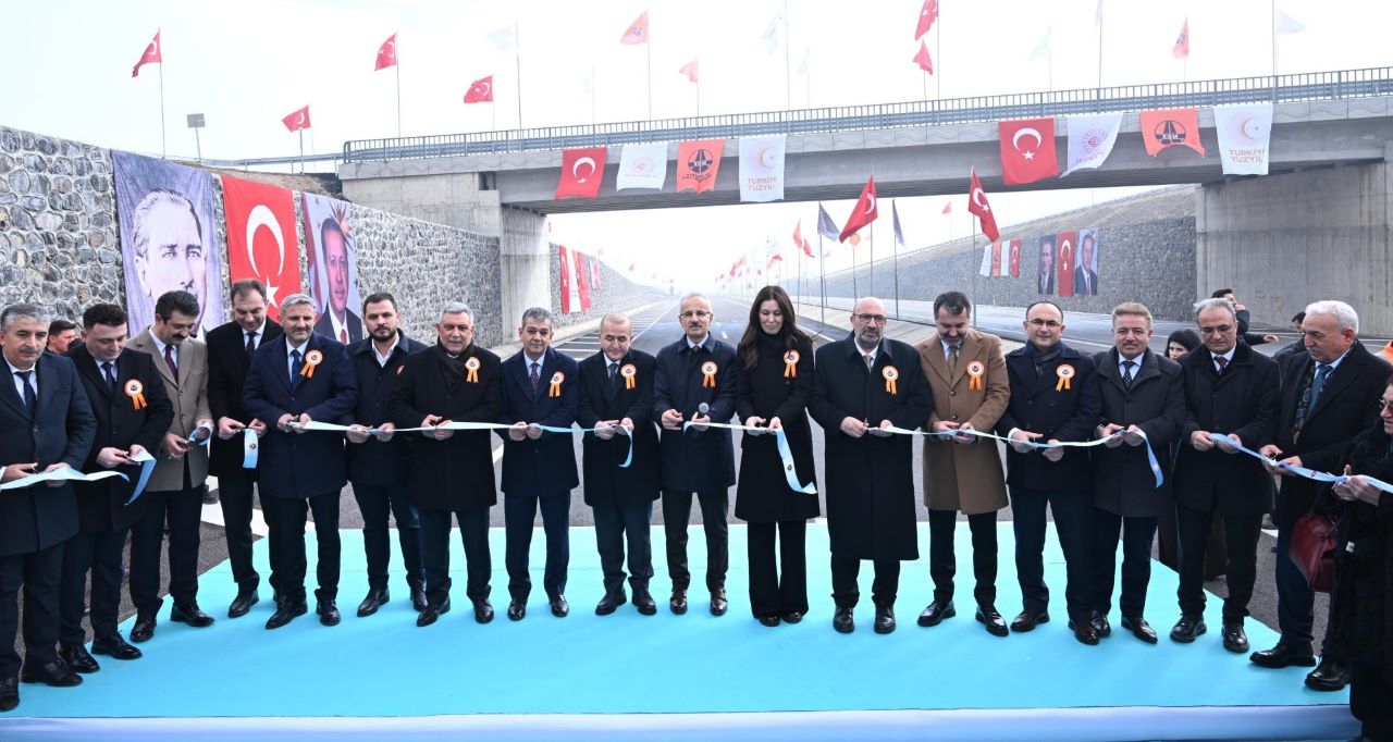 Elazığ-harput İl Yolu Trafiğe Açıldı