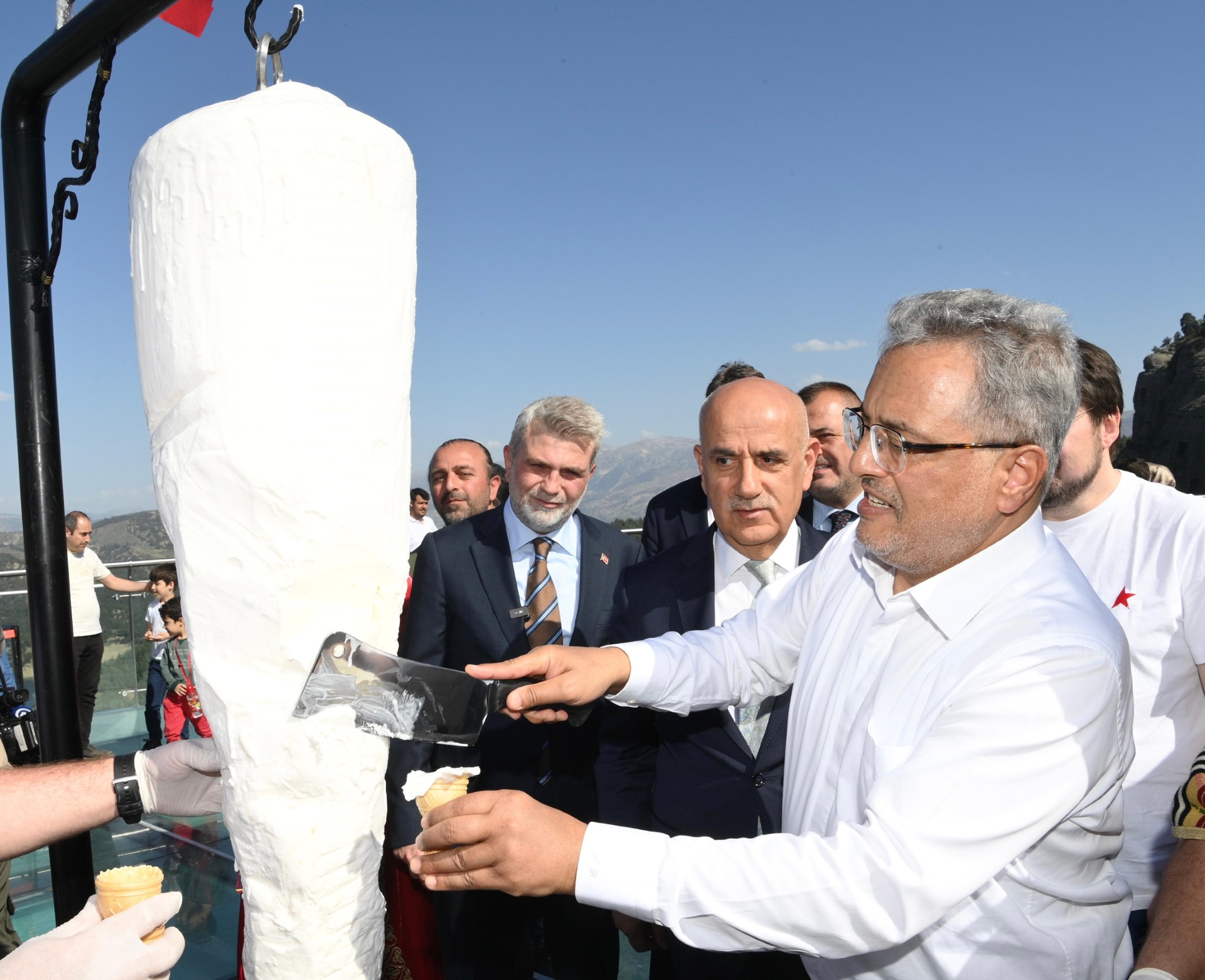 Kahramanmaraş’ın Turizmi Türk Hava Yolları ile Uçuşa Geçecek