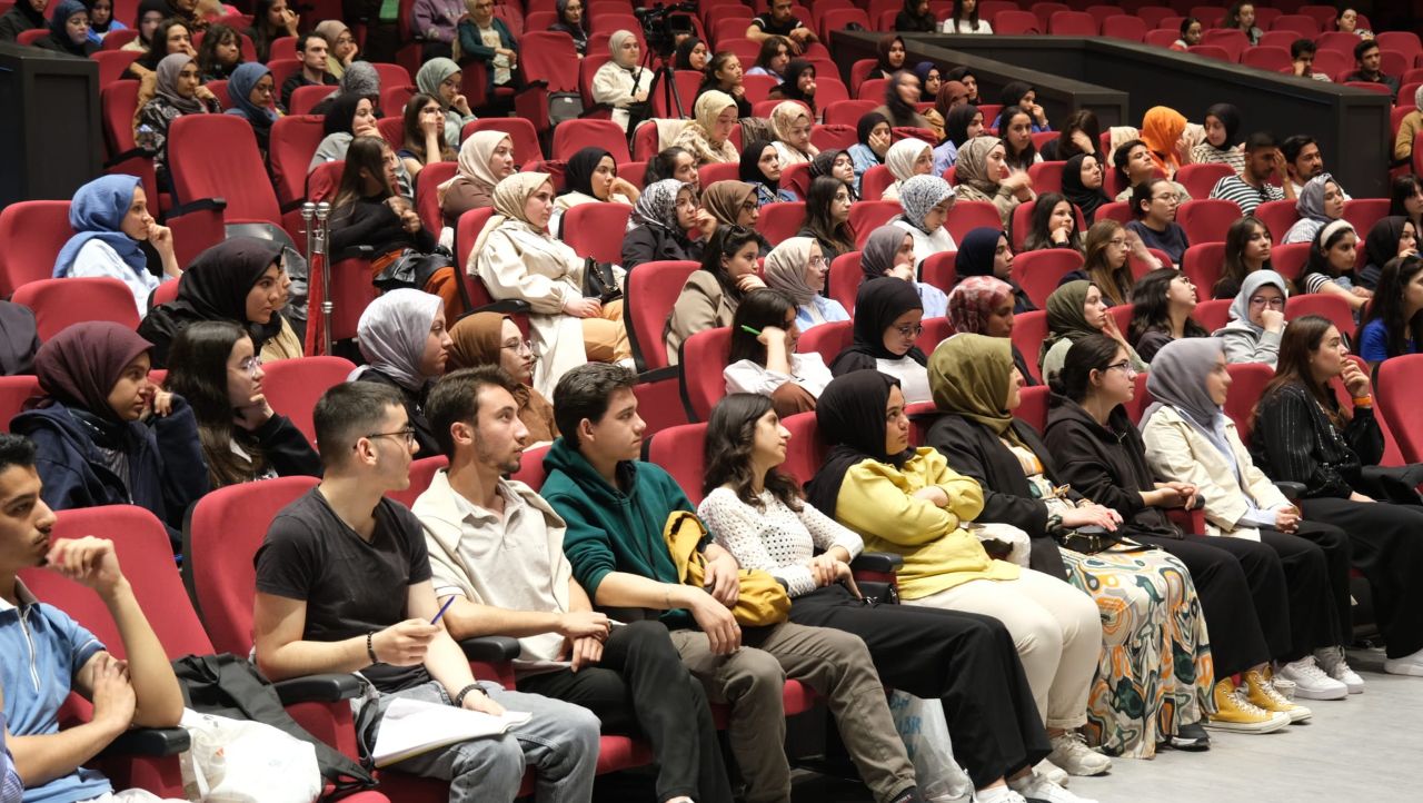 Kazandıran Taktikler Kampı’na gençlerden yoğun ilgi