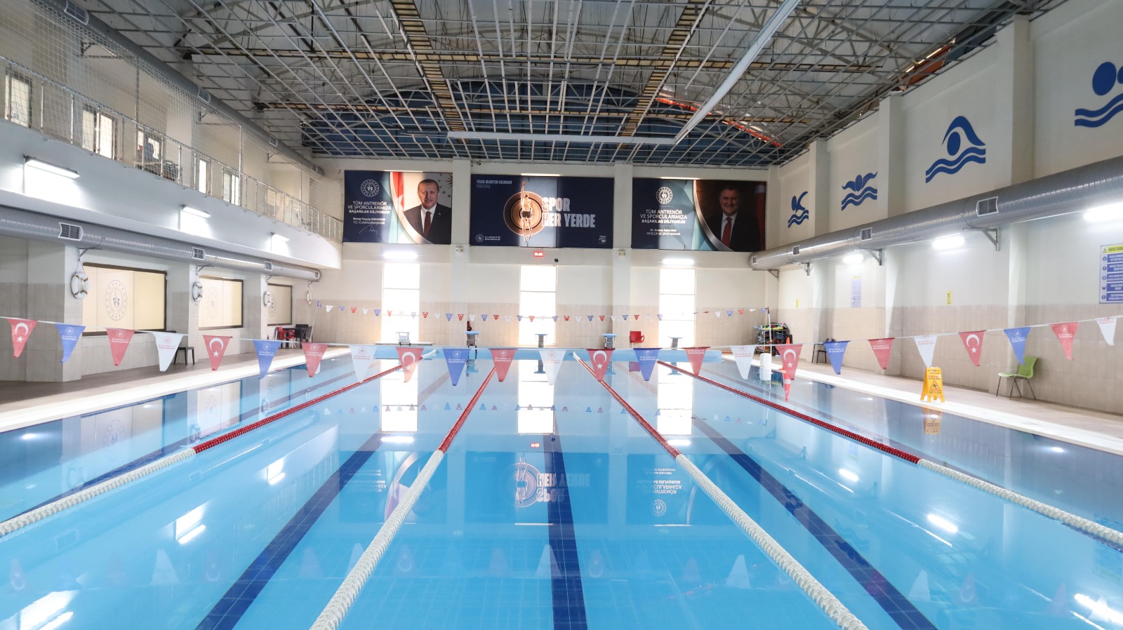 Şeref Eroğlu Yüzme Havuzu Hizmete Açıldı