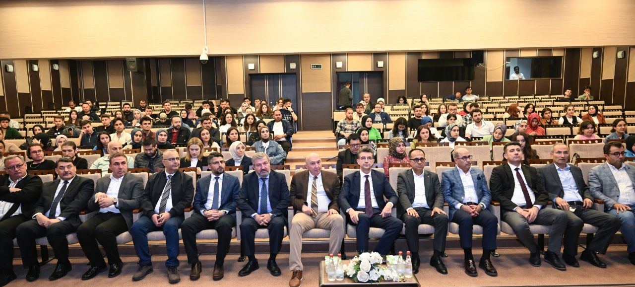 Jeopolitik Rekabette Türkiye’nin Rolü Ele Alındı